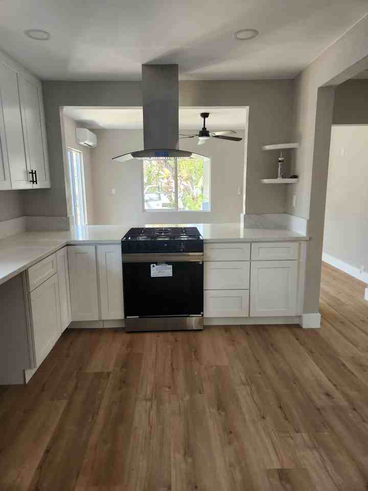 4245 41st St #1 - Photo 5 of 12