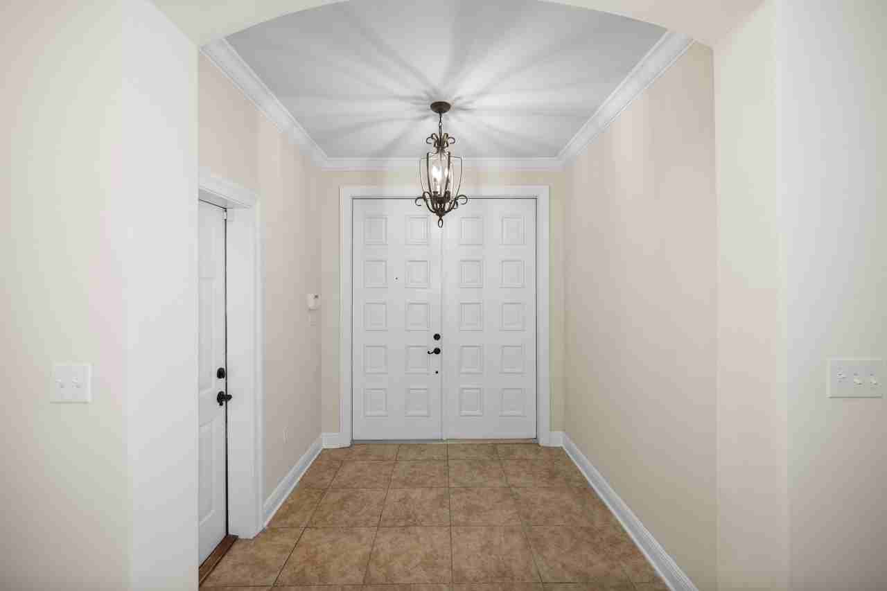 13 Dominica Ct #1 - Photo 5 of 50