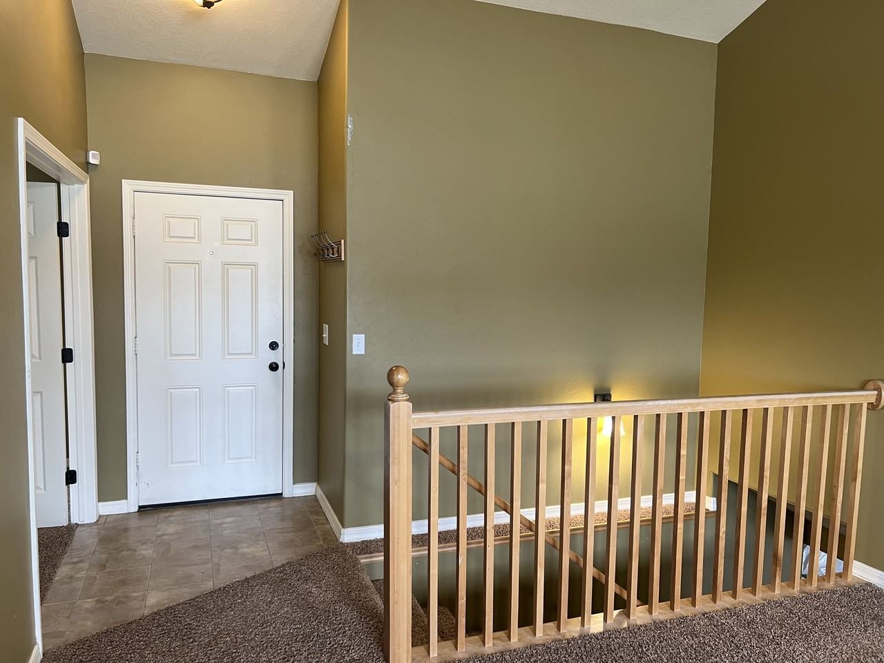214 Brookwood Dr - Photo 4 of 30