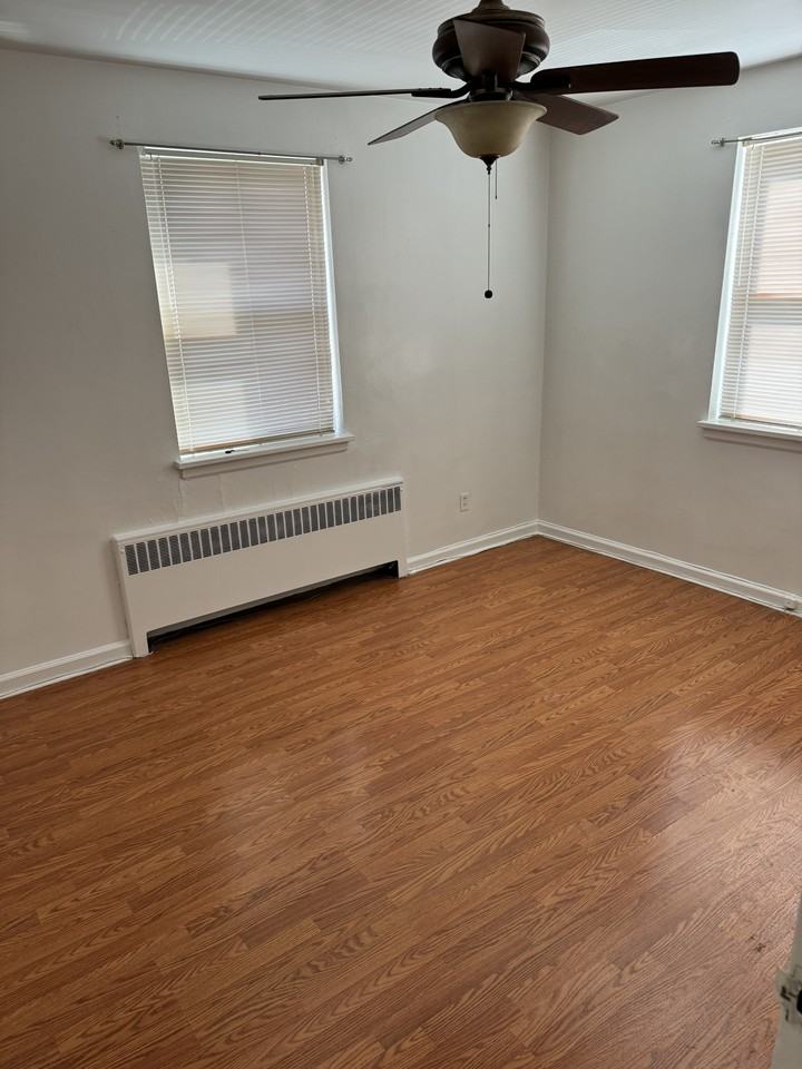 Bldg 2 B10 2nd Floor #B10 - Photo 3 of 15