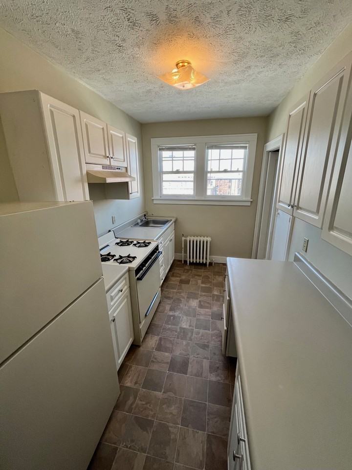 707 S 2nd St #707A - Photo 5 of 11