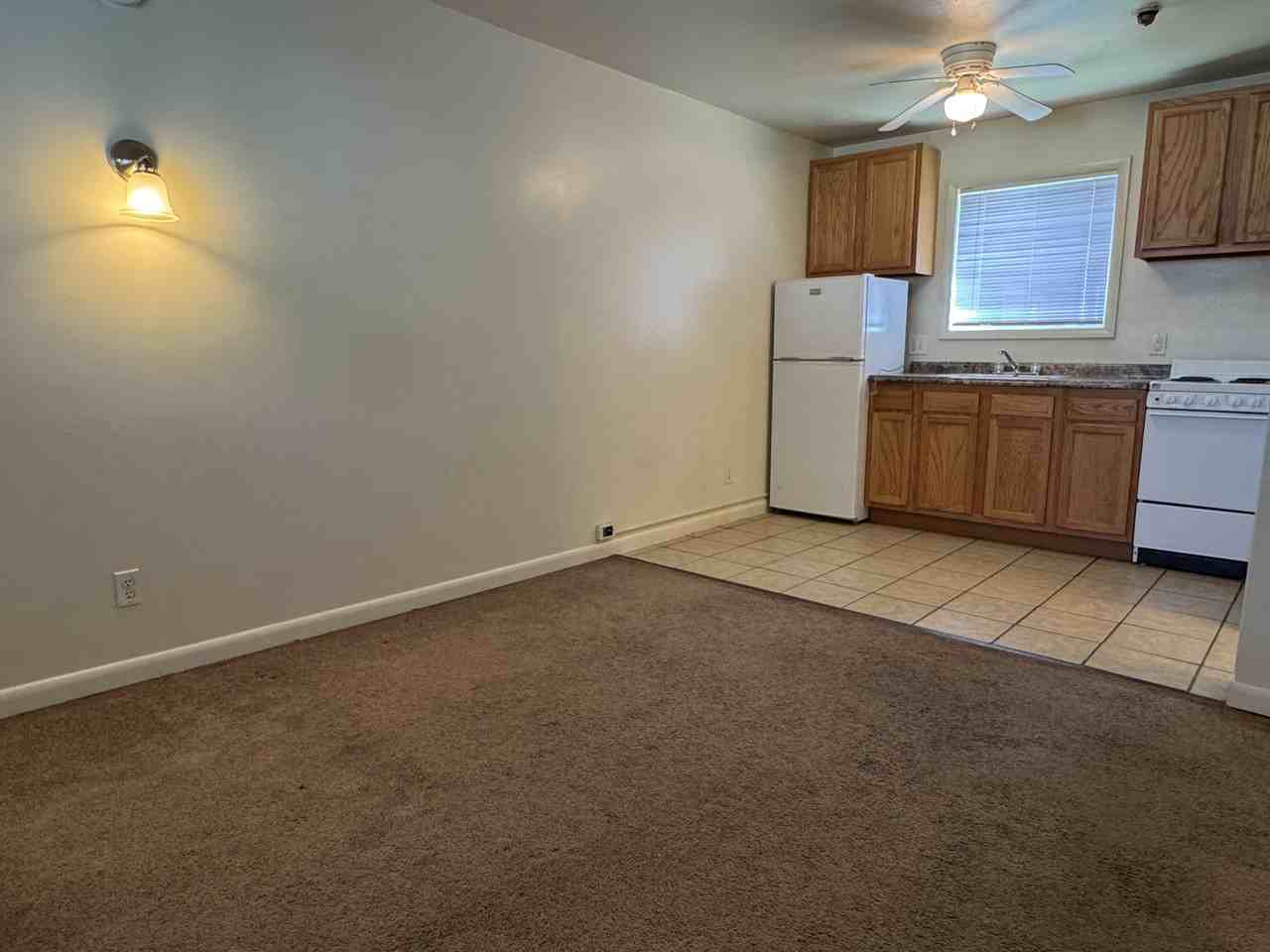 510 S Hays Ave #2 - Photo 6 of 10