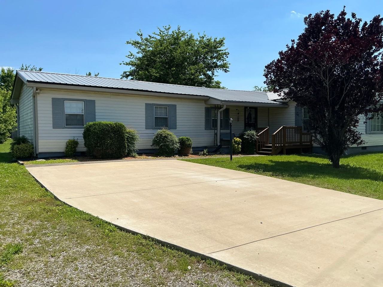 1550 Old Dover Rd