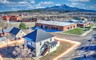 featured image of 721 Hillside St