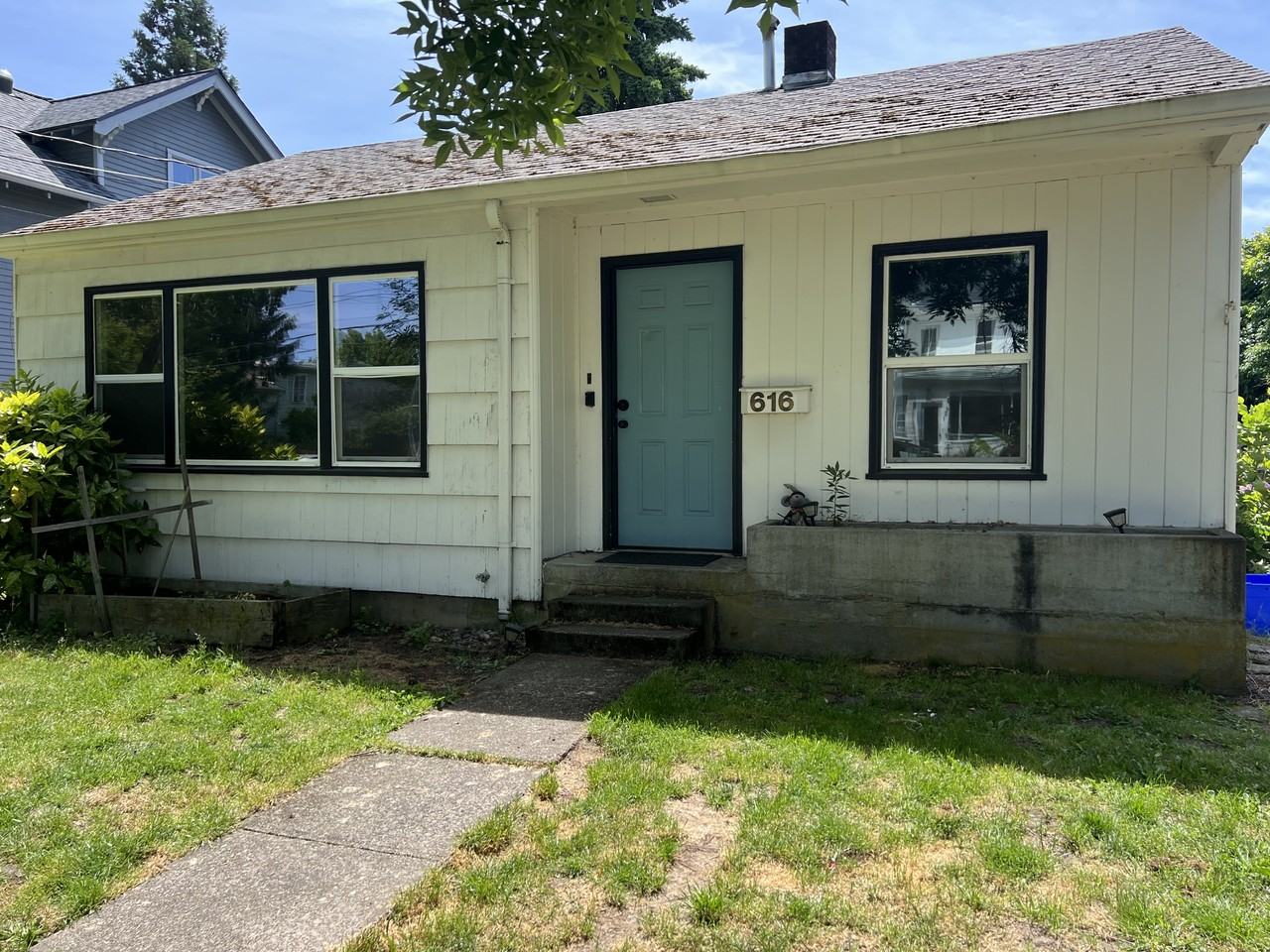616 5th Ave Se #1 - Photo 3 of 22