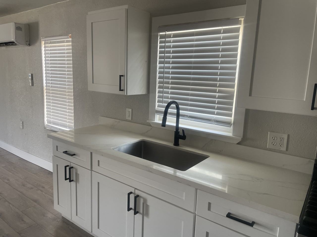 419 14th St #1 - Photo 6 of 13