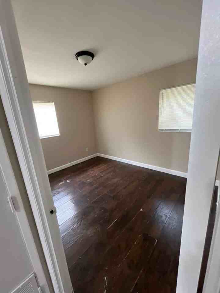 1732 Nw 6th Ter #1 - Photo 6 of 6