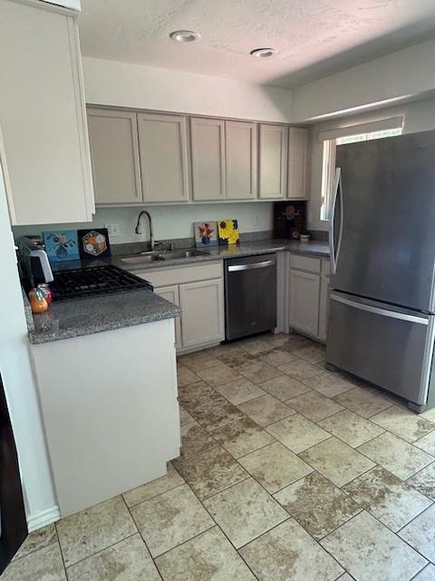 492 Bruces Corner St #1 - Photo 7 of 27