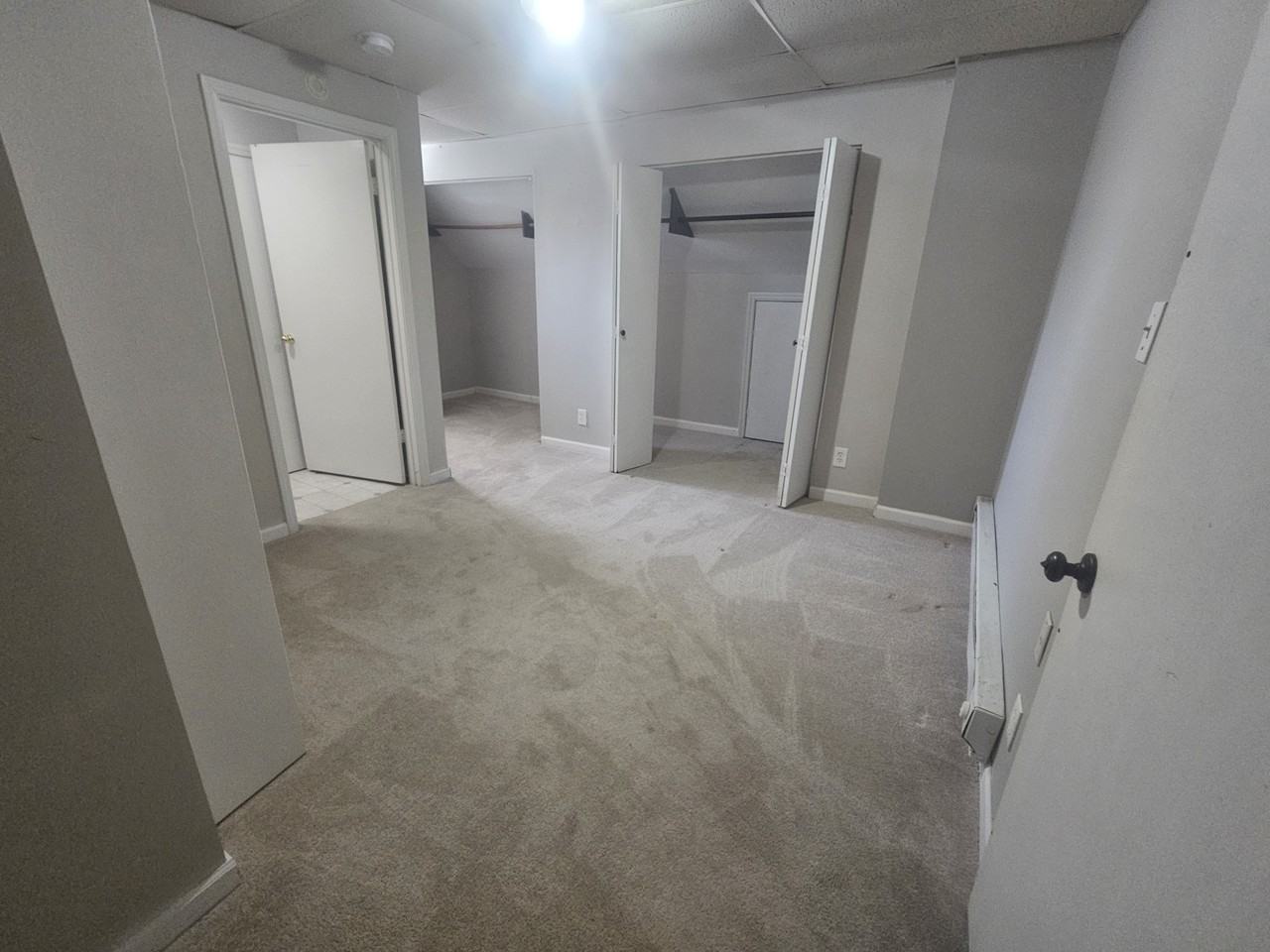 210 S Highland St #A - Photo 5 of 10