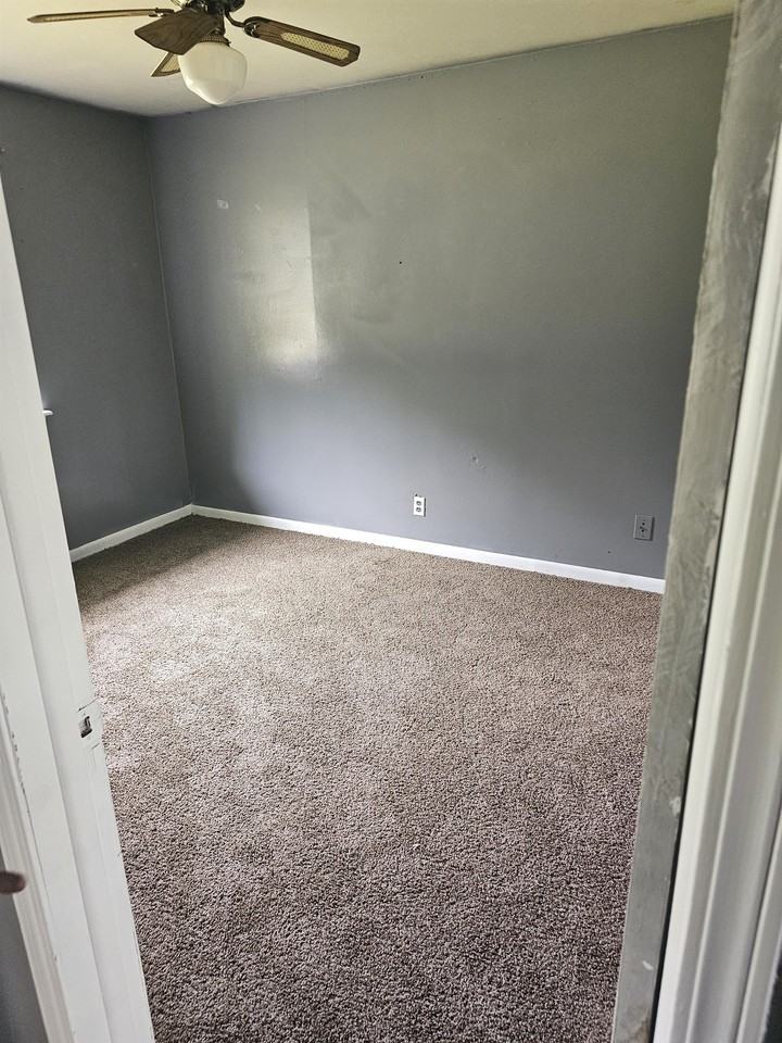 409 S 190th East Ave #1 - Photo 7 of 11