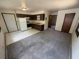 featured image of 851 N Hastings Way