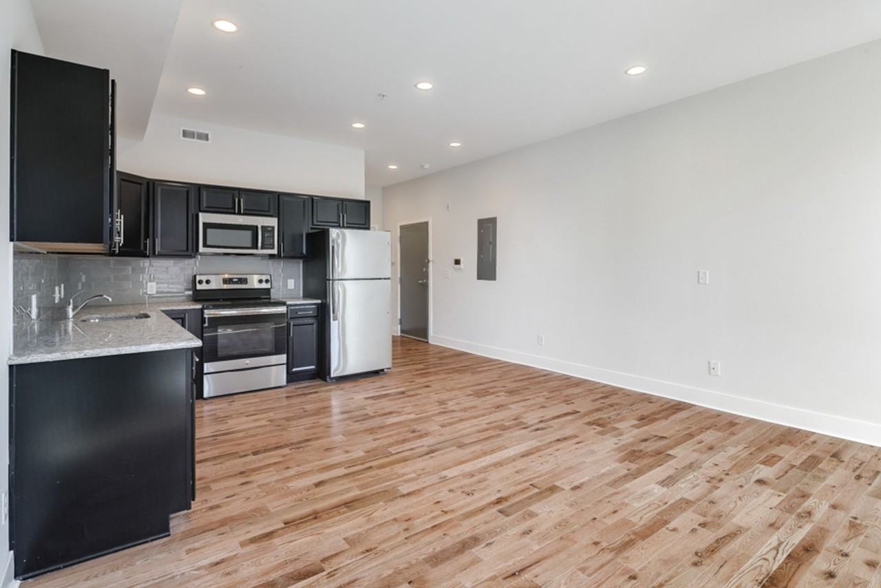 514 South Street - Photo 2 of 12