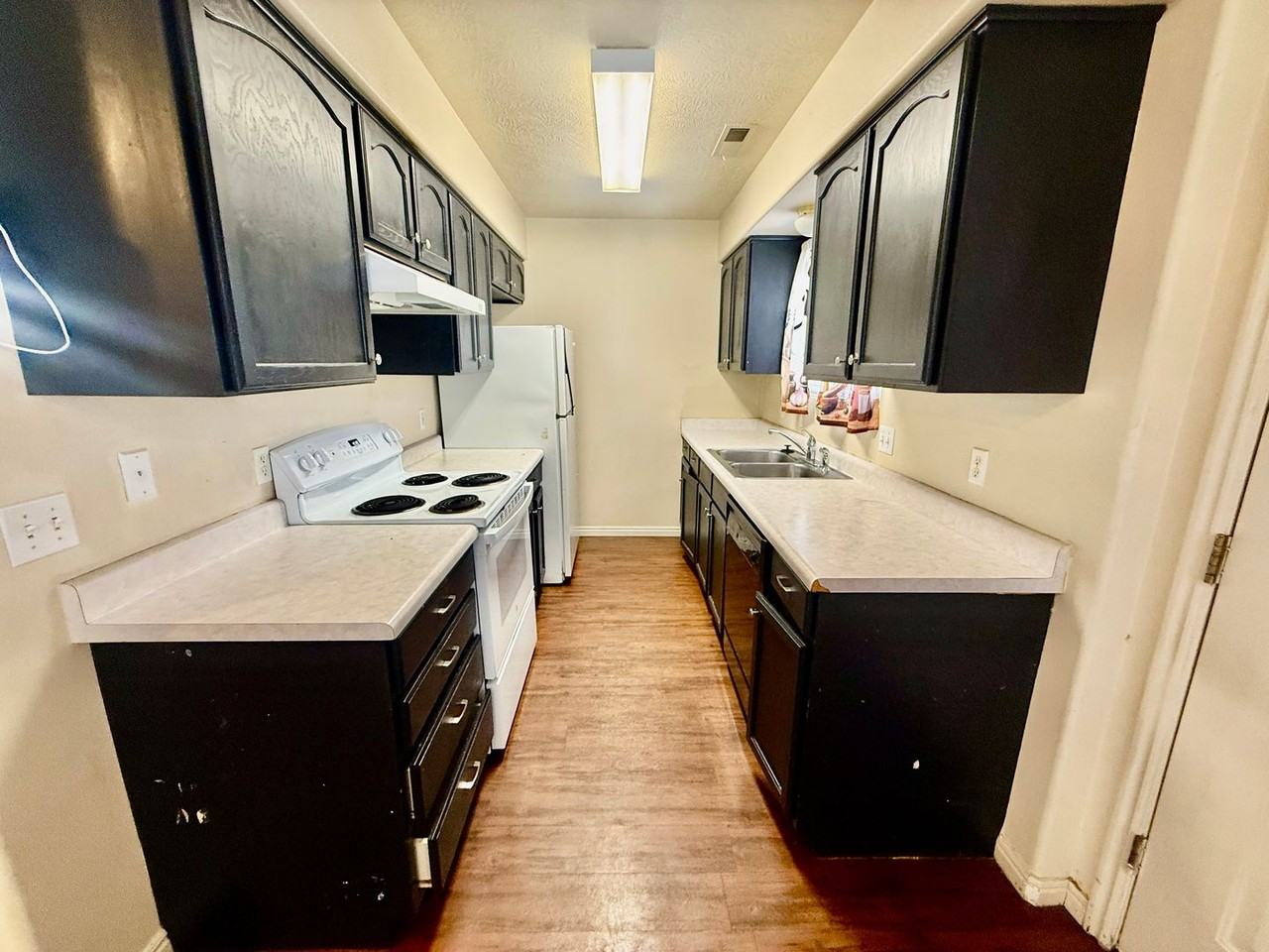 640 N 2720 E - Photo 7 of 20