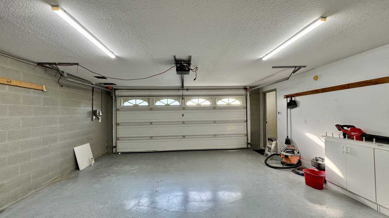 220 Konawa Ln #1 - Photo 3 of 20
