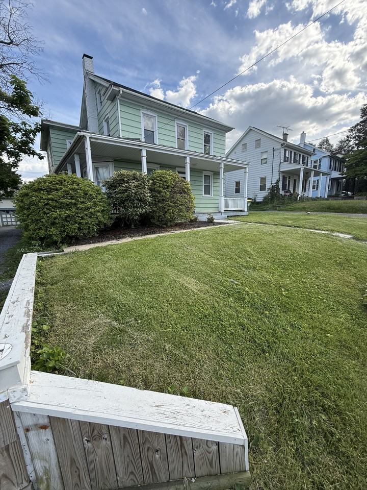 3 W Kendig Rd #B - Photo 2 of 26