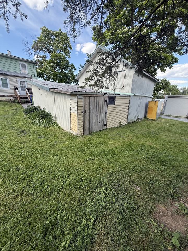 3 W Kendig Rd #B - Photo 7 of 26