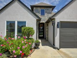featured image of 18619 E 46th St S #1