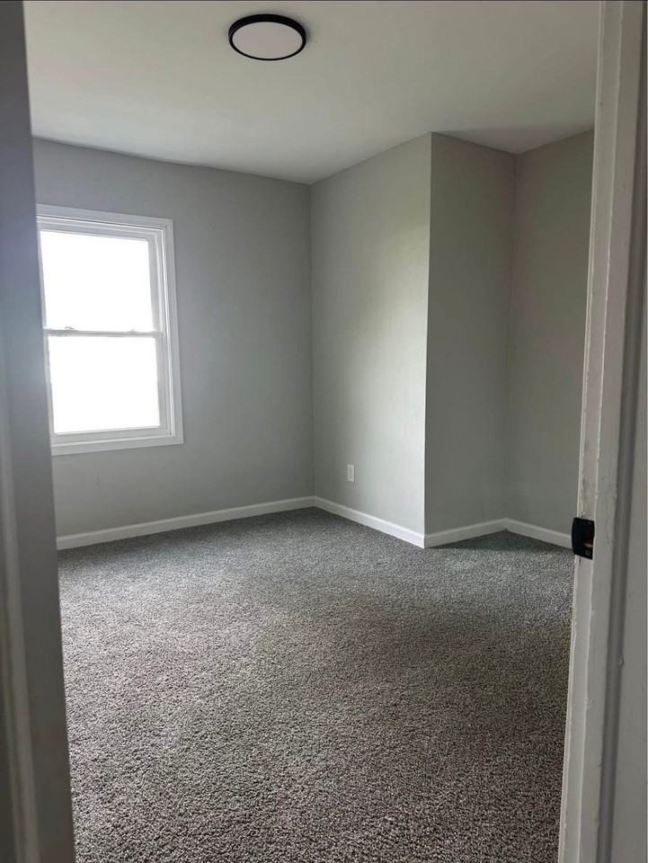 112 Cherry Acres Dr #1 - Photo 3 of 25