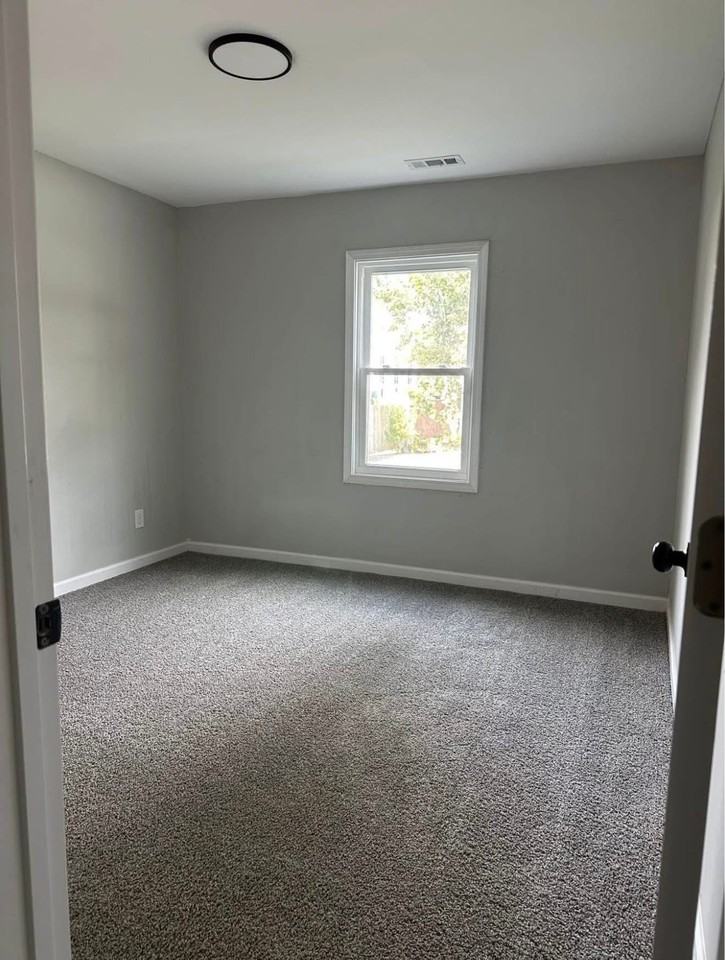 112 Cherry Acres Dr #1 - Photo 5 of 25