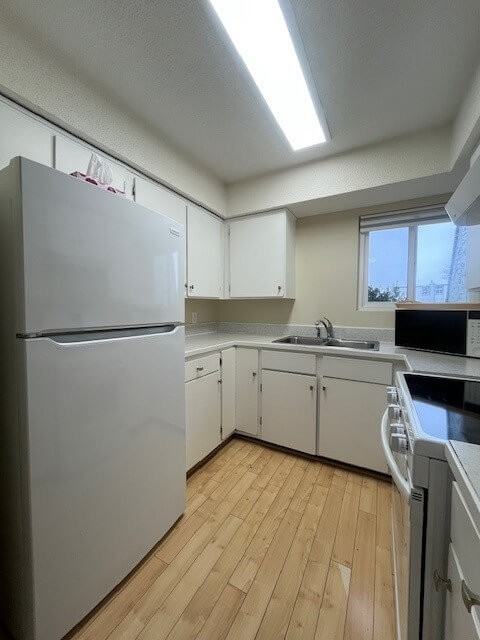 1957 Plateau Gardens #1 - Photo 4 of 25