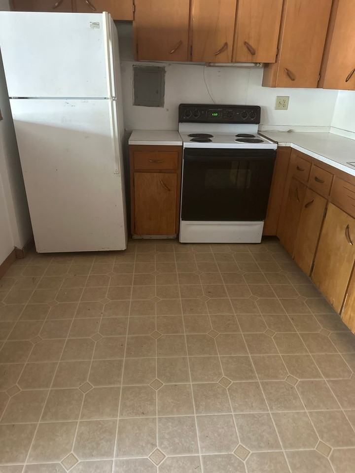 723 7th Ave N - Photo 5 of 11