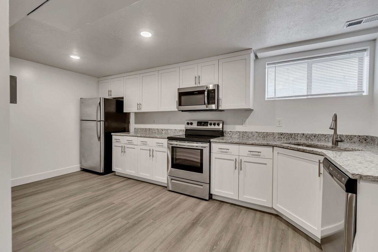 485 E Rena Ave - Photo 7 of 21