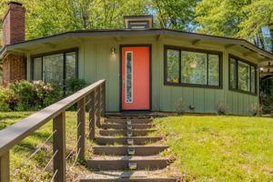featured image of 112 Scarlett St #1