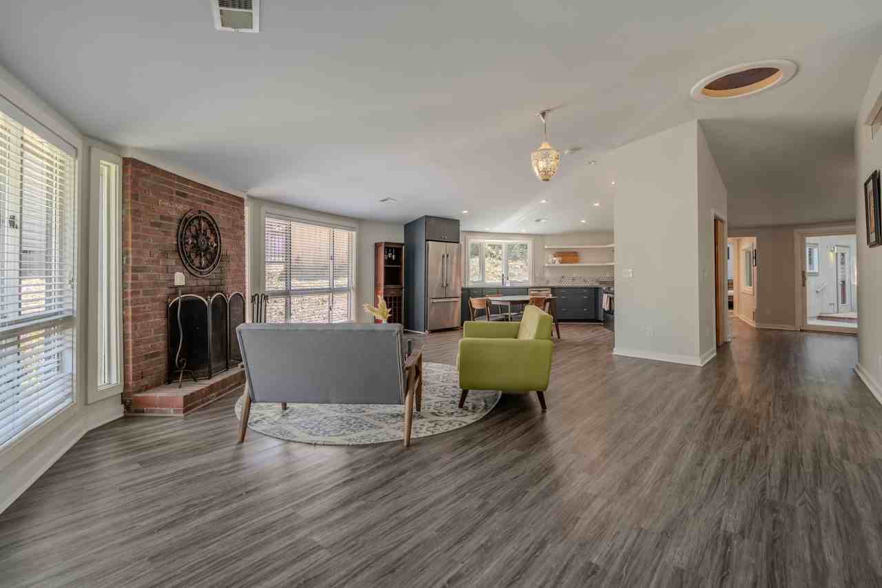 112 Scarlett St #1 - Photo 6 of 29