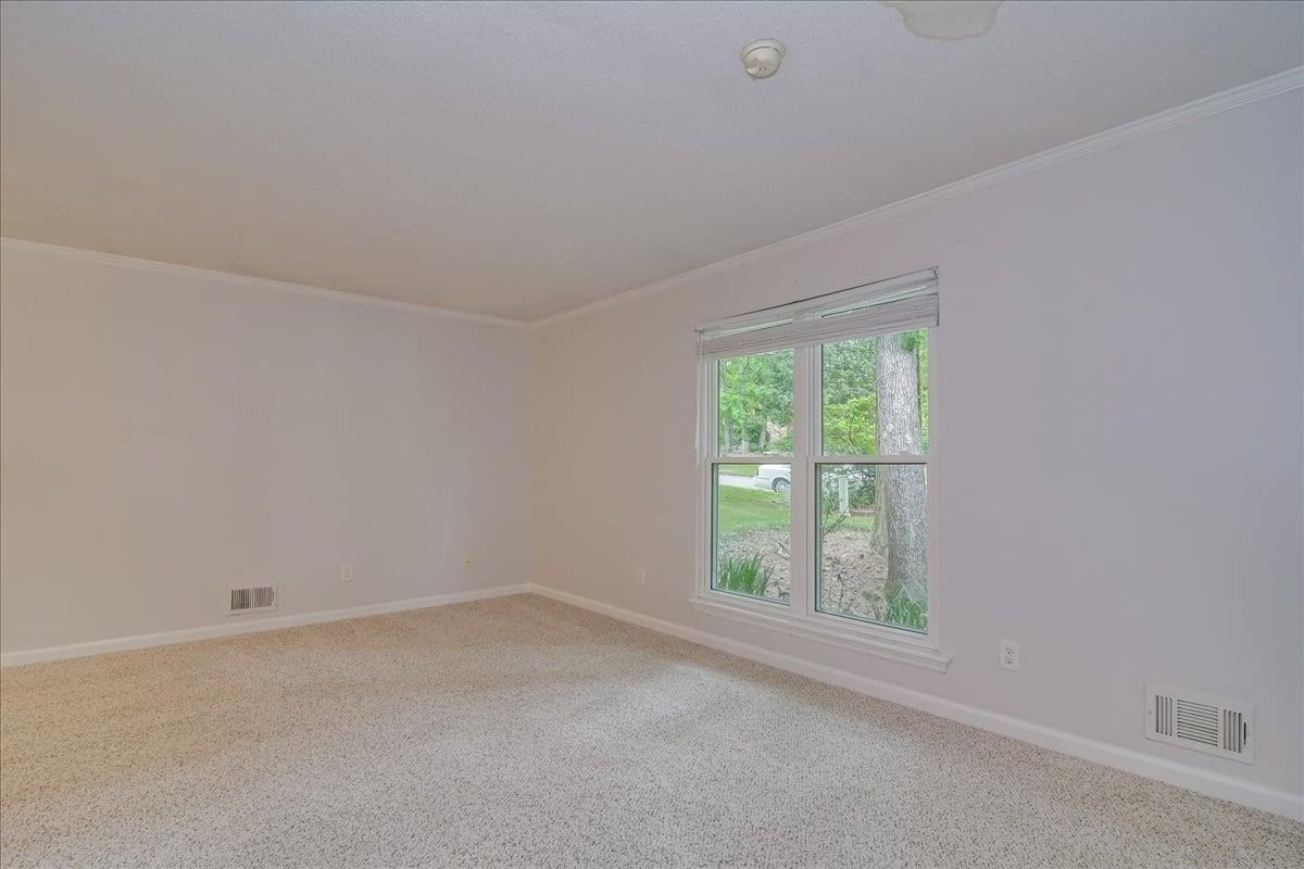 303 Meadowlake Dr #1 - Photo 3 of 32