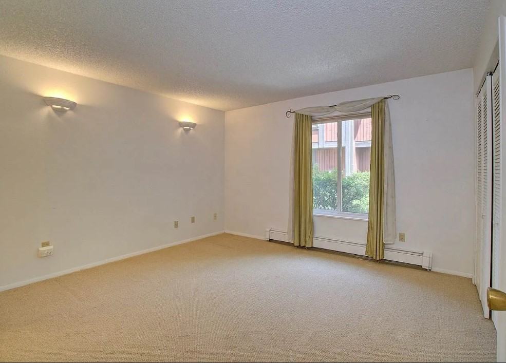 1155 Lakeside Dr #204 - Photo 2 of 10
