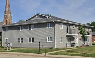 featured image of 412 3rd Ave Sw #16