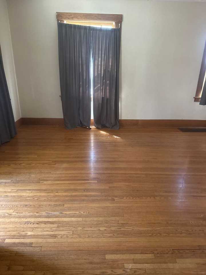 216 N 14th St - Photo 2 of 11