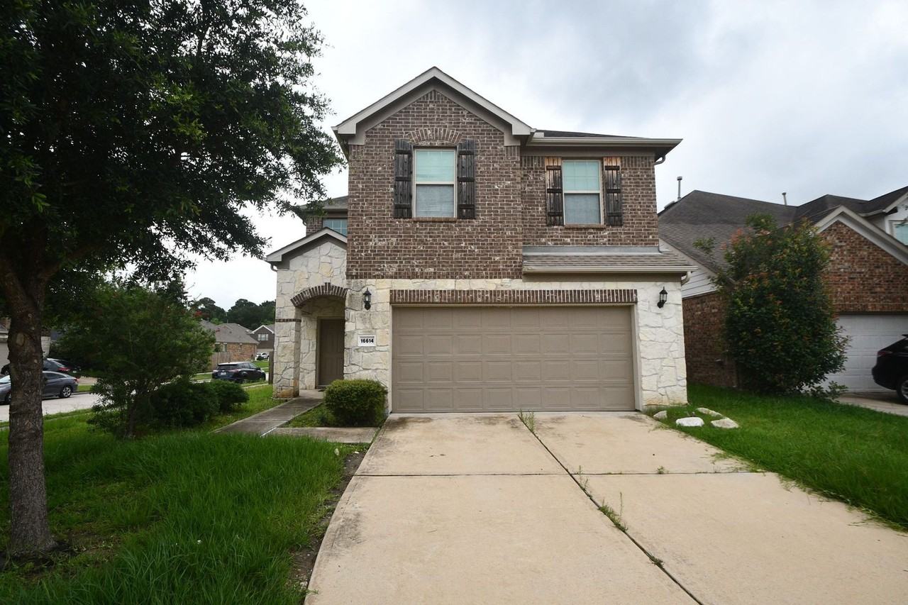 16614 Spirit Lake Ct - Photo 2 of 26