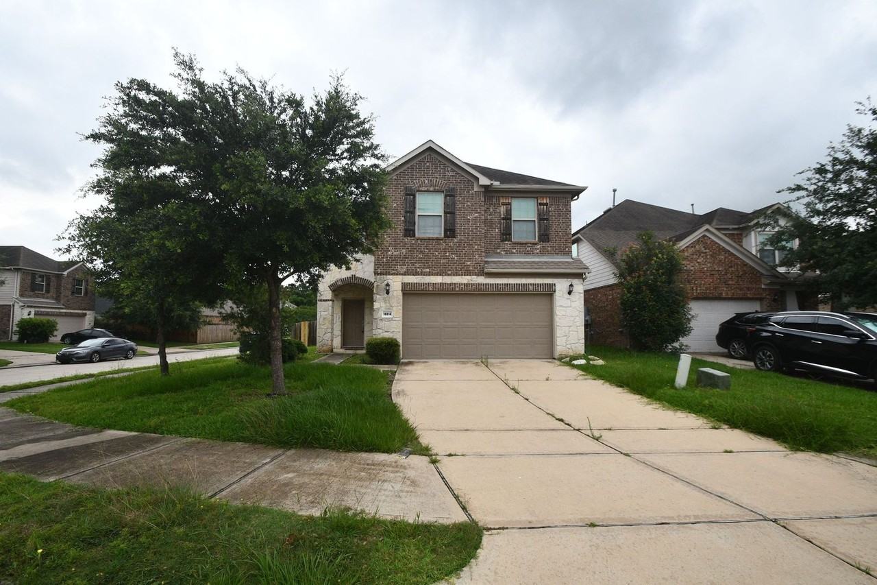 16614 Spirit Lake Ct - Photo 3 of 26