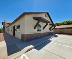 featured image of 347 E George St