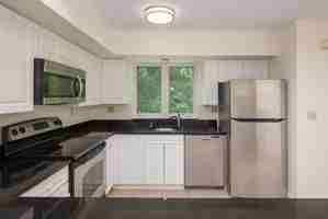 featured image of 1298 Hartford Tpke
