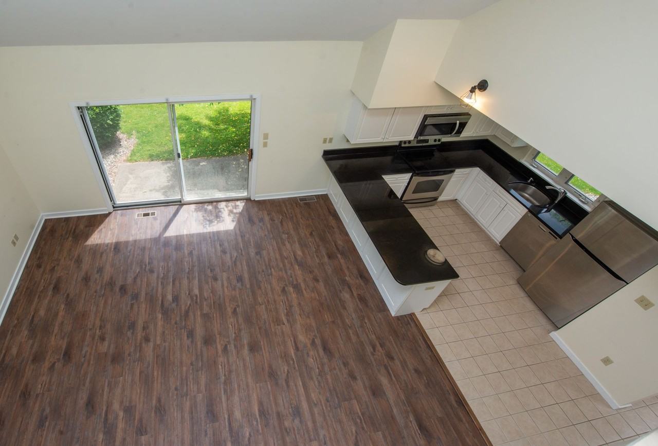 Rosewood Apartments - Photo 2 of 11