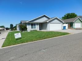 featured image of 2986 1/2 Redbud Ct