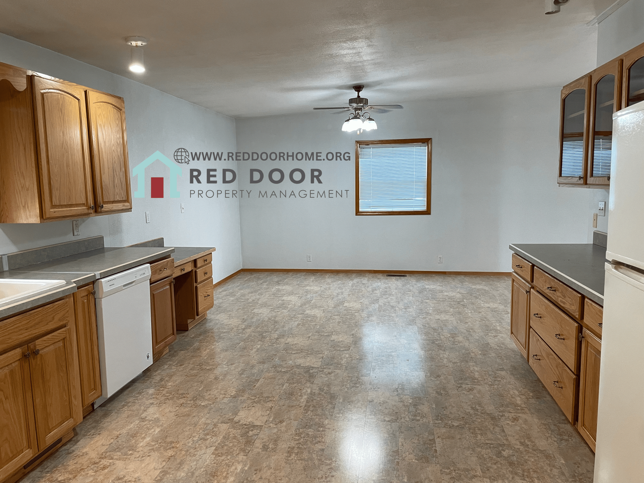 2408 Main St - Photo 7 of 17