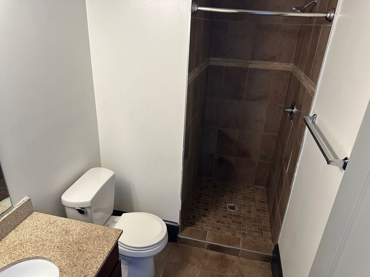 Old Towne Flats - Photo 4 of 29