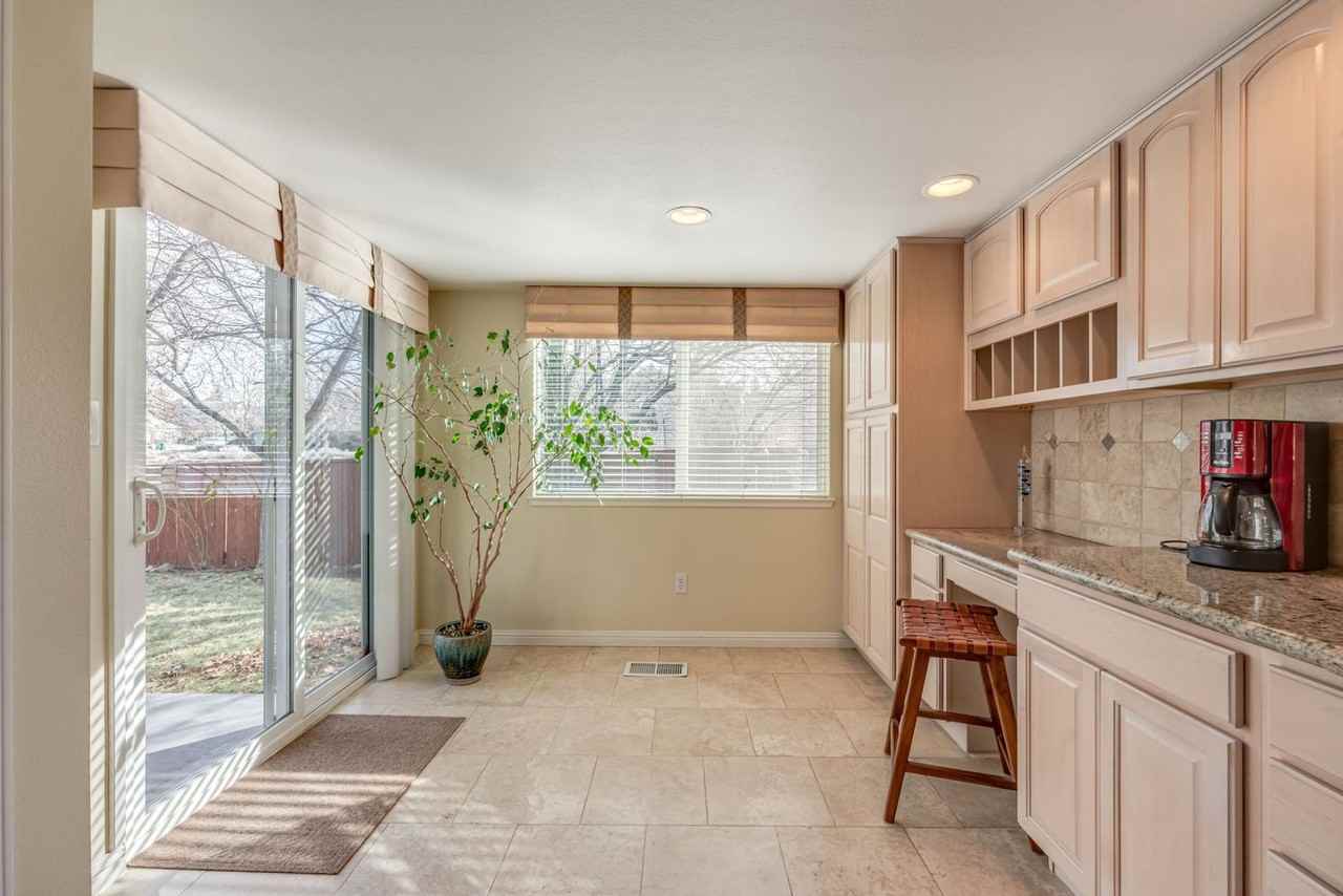 6328 Windy Meadow Dr - Photo 7 of 43