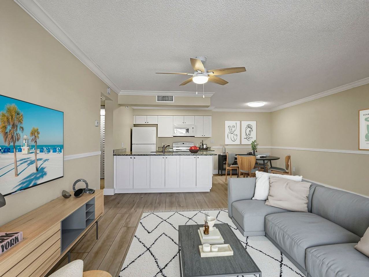 5303 Summerlin Rd - Photo 3 of 24