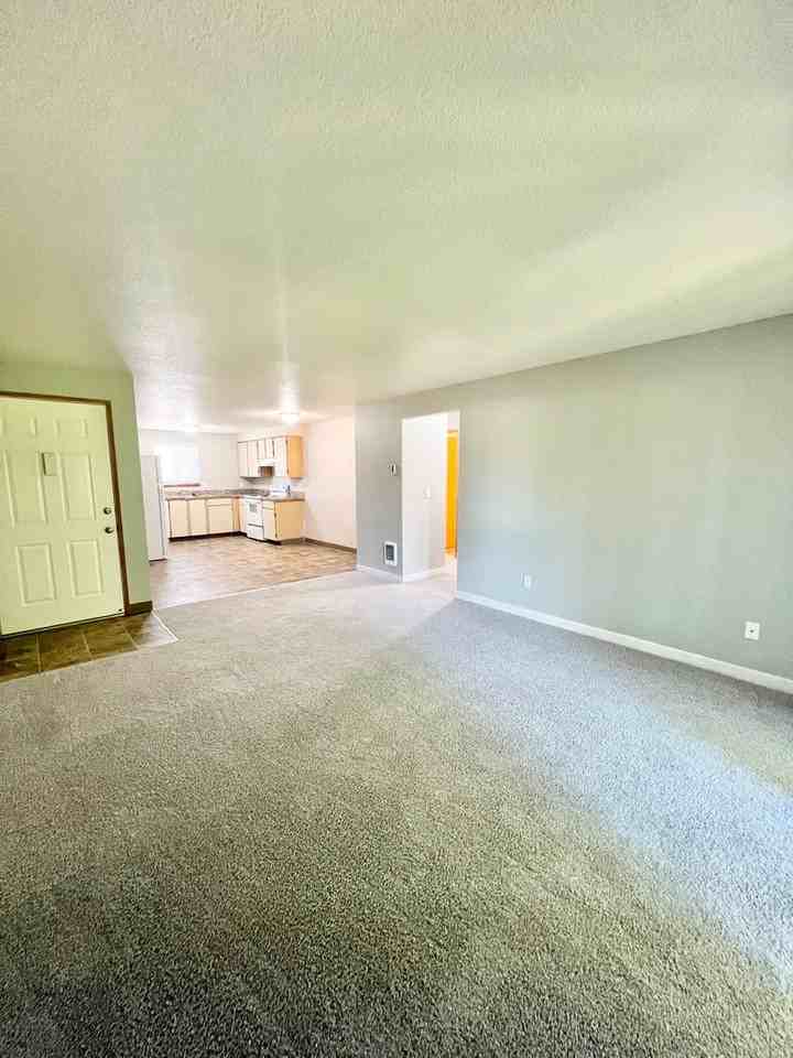 Willow Creek Apartments - Photo 2 of 23