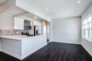 featured image of 17 S 44th St