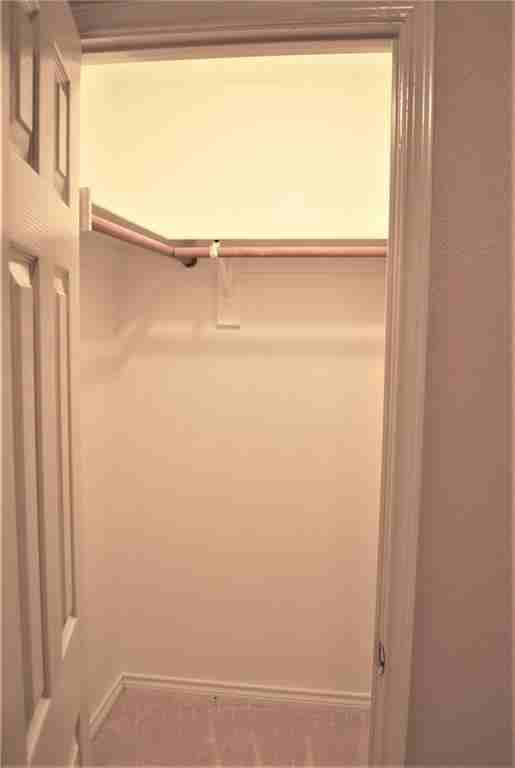 2685 Hillside Dr - Photo 2 of 29