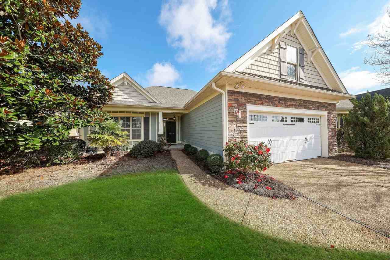 2202 E Oak Bridge Dr - Photo 2 of 50