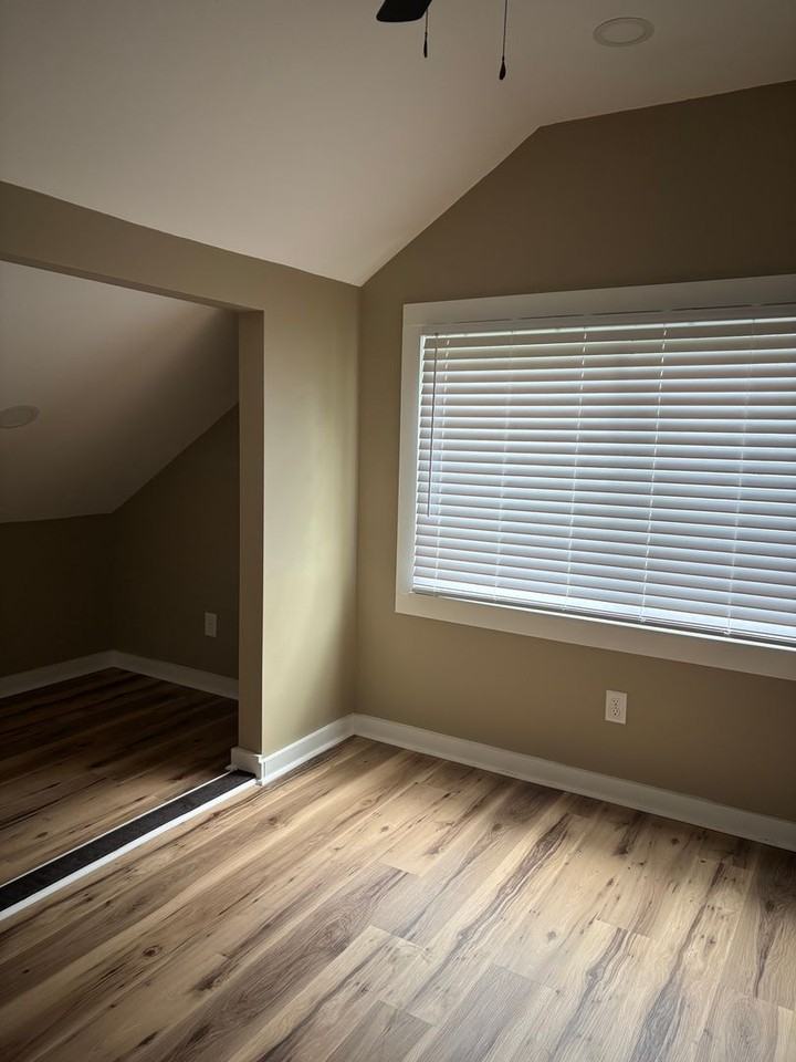 225 Camp Rd - Photo 4 of 18