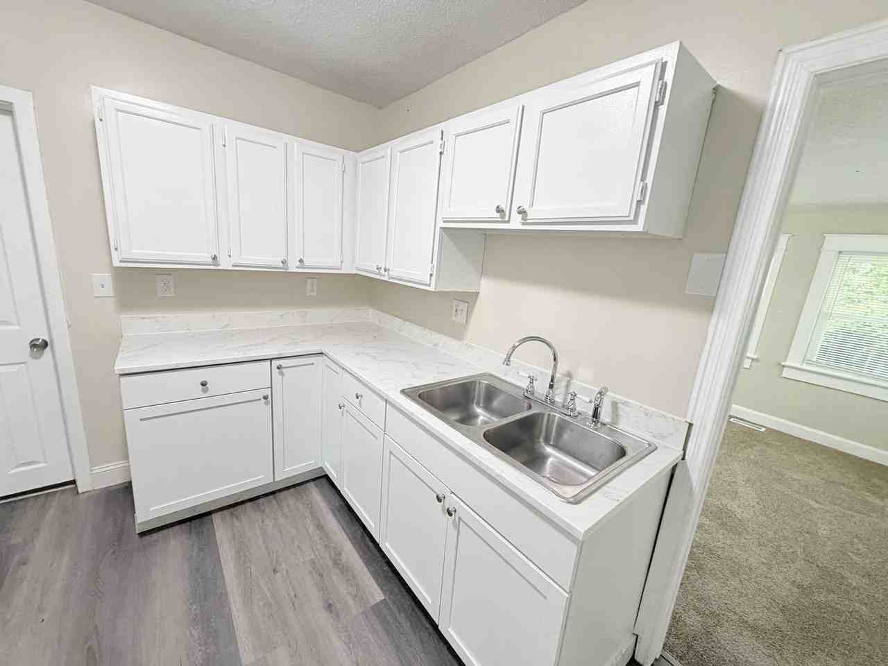 10104 E Golf Ave - Photo 2 of 12