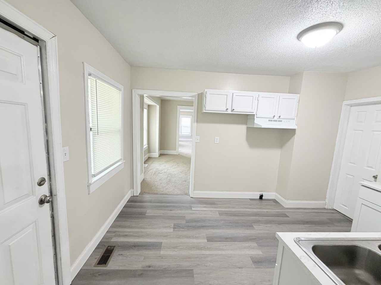 10104 E Golf Ave - Photo 3 of 12