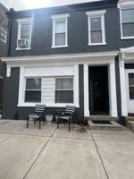 featured image of 642 Walnut St